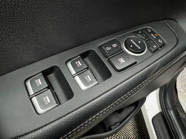 Kia Sorento III Prime Рестайлинг с пробегом 2019 года, цена 2 700 000 рублей, 91092 км, внедорожник, Автокод Объявления