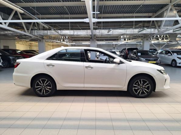 Toyota Camry VII (XV50) Рестайлинг с пробегом 2017 года, цена 2 190 000 рублей, 165000 км, седан, Автокод Объявления