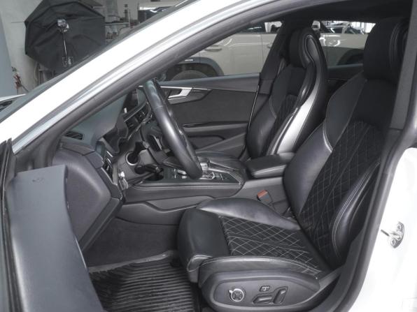 Audi S5 II (F5) с пробегом 2019 года, цена 4 470 000 рублей, 64328 км, лифтбек, Автокод Объявления