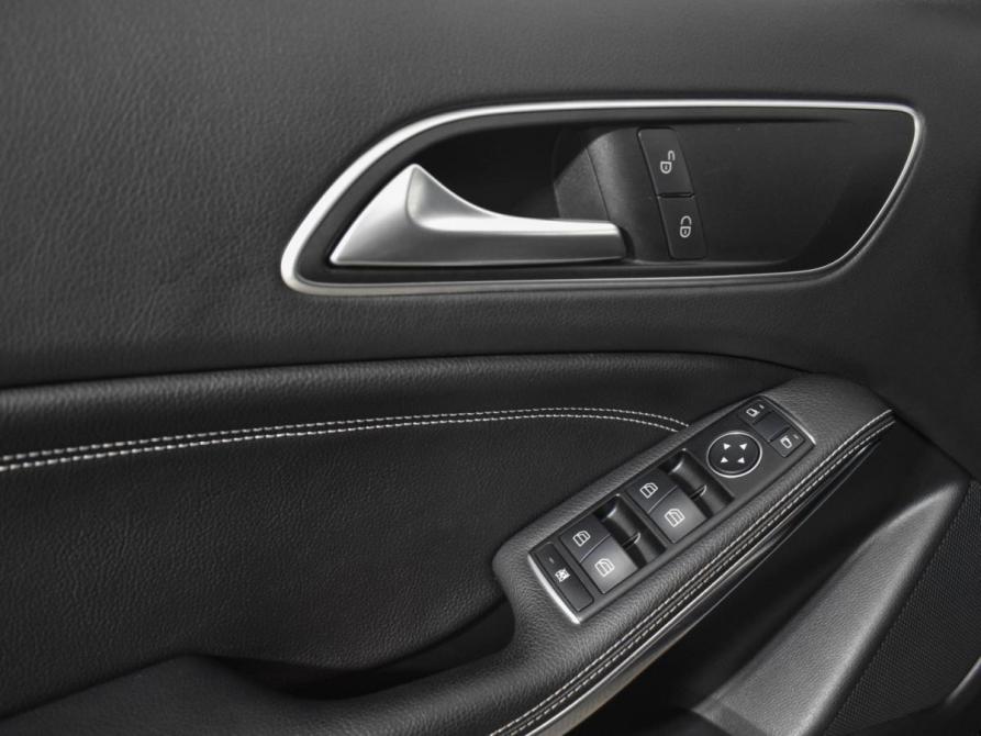 Mercedes-Benz A-Класс III (W176) Санкт-Петербург  - изображение 11
