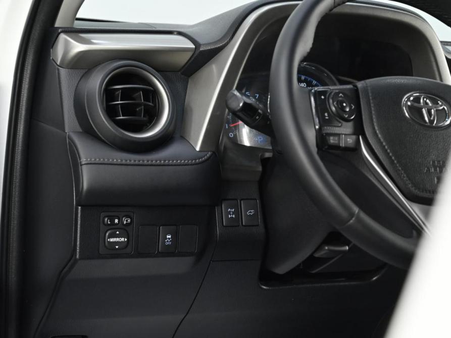 Toyota RAV4 IV (XA40) Москва  - изображение 8