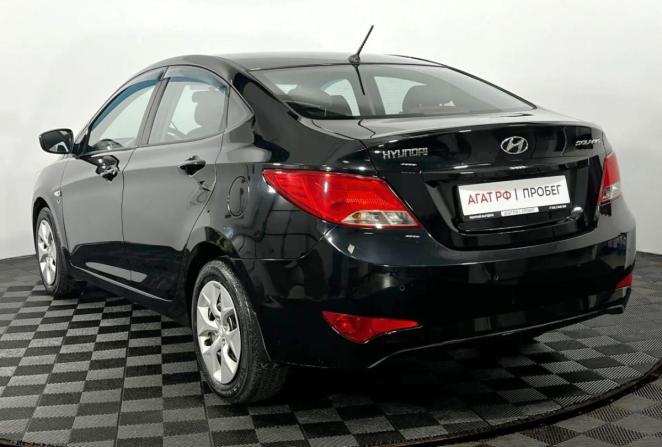 Hyundai Solaris I Рестайлинг с пробегом 2015 года, цена 1 095 000 рублей, 108327 км, седан, Автокод Объявления