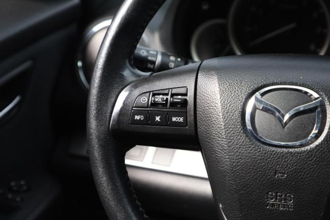 Mazda 6 II (GH) Рестайлинг с пробегом 2011 года, цена 1 349 000 рублей, 92000 км, лифтбек, Автокод Объявления