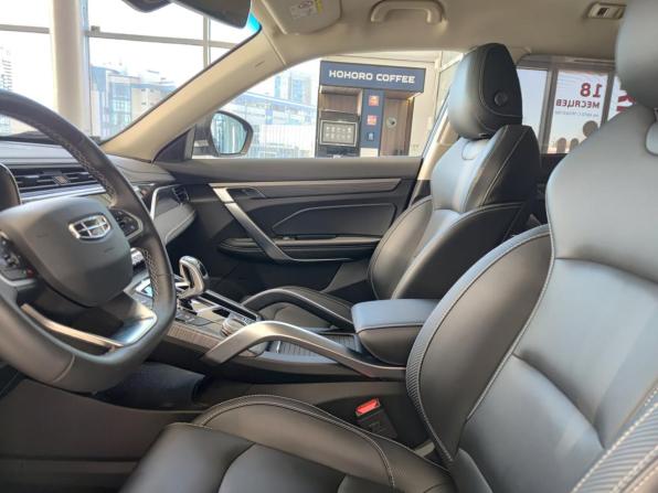 Geely Atlas Pro с пробегом 2022 года, цена 1 900 000 рублей, 55032 км, внедорожник, Автокод Объявления