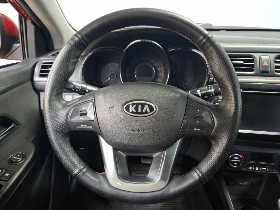 Kia Rio III Москва  - изображение 15