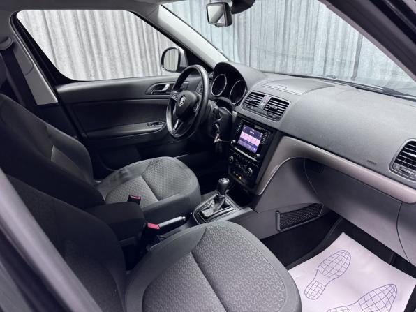Skoda Yeti I Рестайлинг с пробегом 2014 года, цена 1 400 000 рублей, 135957 км, внедорожник, Автокод Объявления
