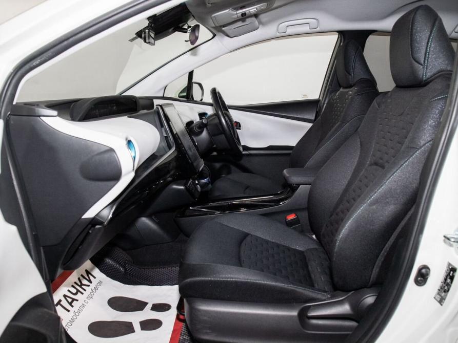 Toyota Prius IV (XW50) Иркутск  - изображение 6