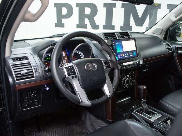 Toyota Land Cruiser Prado 150 Series Рестайлинг 1 с пробегом 2015 года, цена 3 699 000 рублей, 252751 км, внедорожник, Автокод Объявления