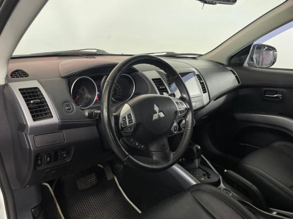 Mitsubishi Outlander II Рестайлинг с пробегом 2012 года, цена 1 143 000 рублей, 209043 км, внедорожник, Автокод Объявления