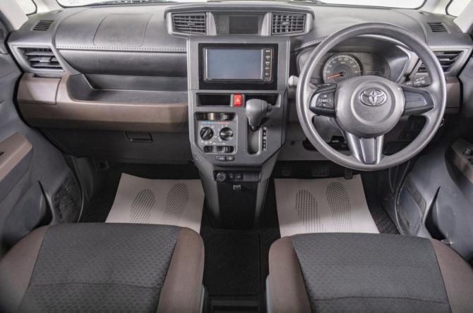 Toyota Roomy I Рестайлинг с пробегом 2021 года, цена 1 259 000 рублей, 31100 км, микровэн, Автокод Объявления