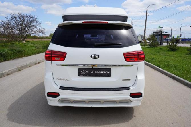 Kia Carnival III с пробегом 2018 года, цена 3 090 000 рублей, 92464 км, минивэн, Автокод Объявления