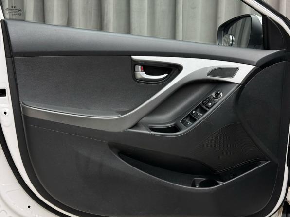 Hyundai Elantra V (MD) Рестайлинг с пробегом 2014 года, цена 999 000 рублей, 173109 км, седан, Автокод Объявления
