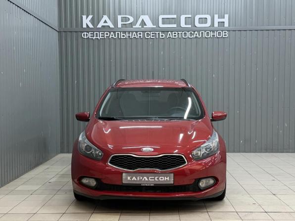 Kia Ceed II с пробегом 2012 года, цена 1 099 000 рублей, 204760 км, универсал, Автокод Объявления