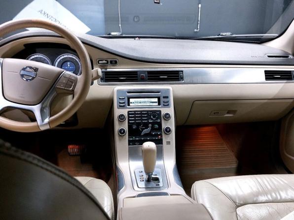 Volvo XC70 II с пробегом 2011 года, цена 1 000 000 рублей, 341317 км, универсал, Автокод Объявления