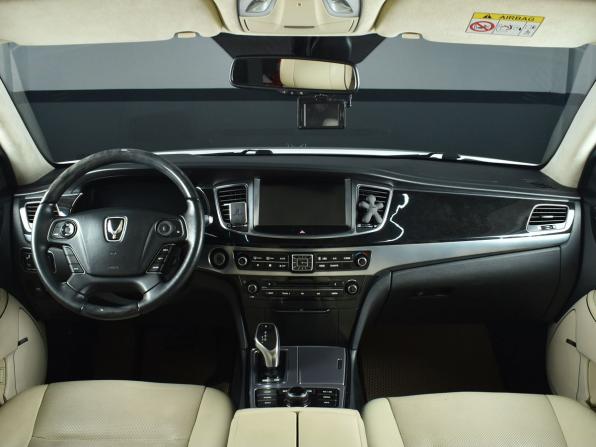 Hyundai Equus II Рестайлинг с пробегом 2016 года, цена 1 564 997 рублей, 125245 км, седан, Автокод Объявления