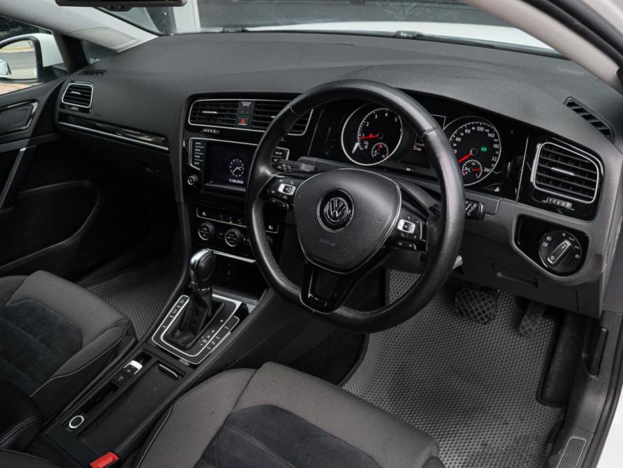 Volkswagen Golf VII Москва  - изображение 11