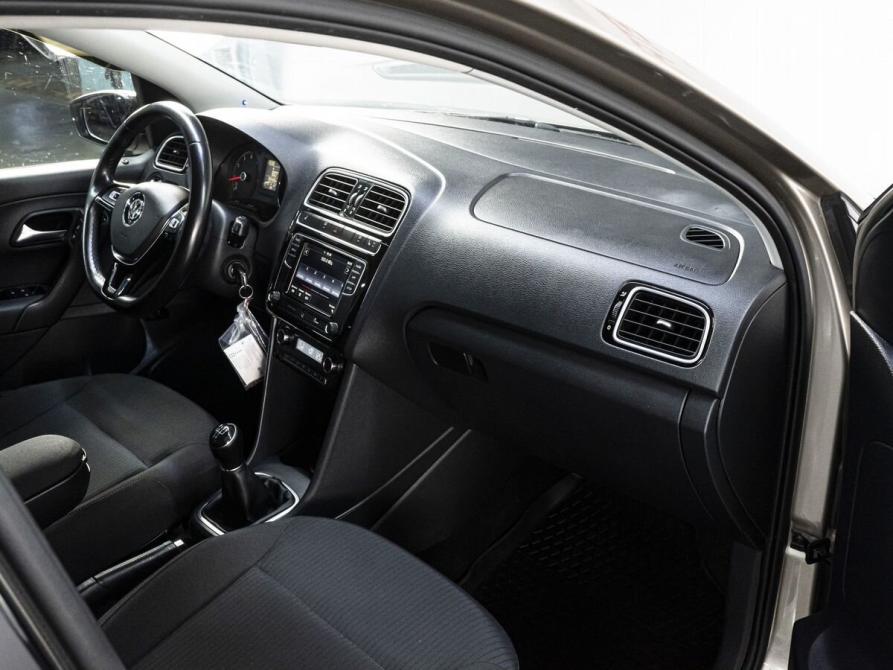 Volkswagen Polo V Рестайлинг Тюмень  - изображение 15