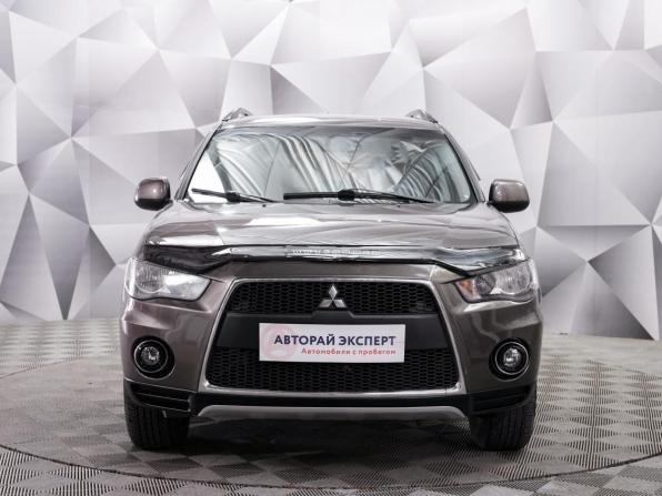 Mitsubishi Outlander II Рестайлинг с пробегом 2010 года, цена 990 000 рублей, 215000 км, внедорожник, Автокод Объявления