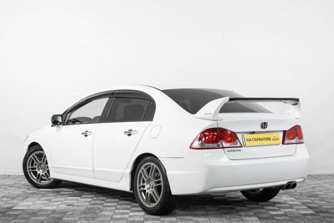 Honda Civic VIII Рестайлинг с пробегом 2010 года, цена 789 000 рублей, 265000 км, седан, Автокод Объявления