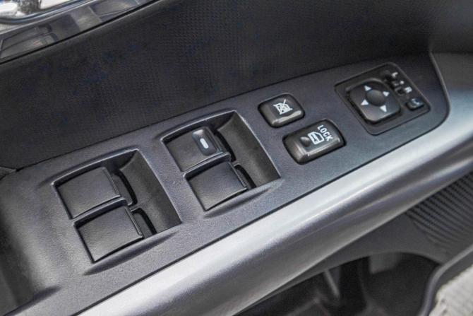 Mitsubishi Outlander II с пробегом 2007 года, цена 1 099 000 рублей, 250000 км, внедорожник, Автокод Объявления