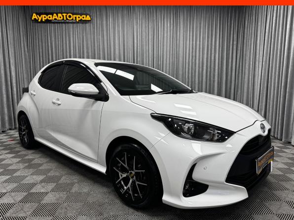 Toyota Yaris IV с пробегом 2021 года, цена 1 380 000 рублей, 103149 км, хэтчбек, Автокод Объявления