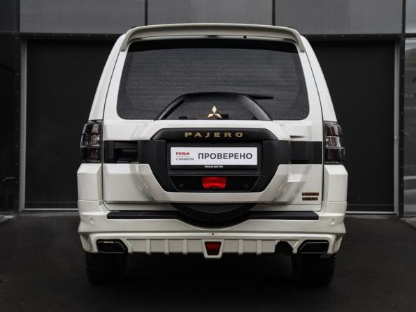 Mitsubishi Pajero IV Рестайлинг 2 с пробегом 2019 года, цена 3 170 000 рублей, 91217 км, внедорожник, Автокод Объявления