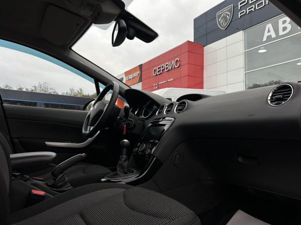 Peugeot 408 I Рестайлинг с пробегом 2019 года, цена 1 100 000 рублей, 117270 км, седан, Автокод Объявления