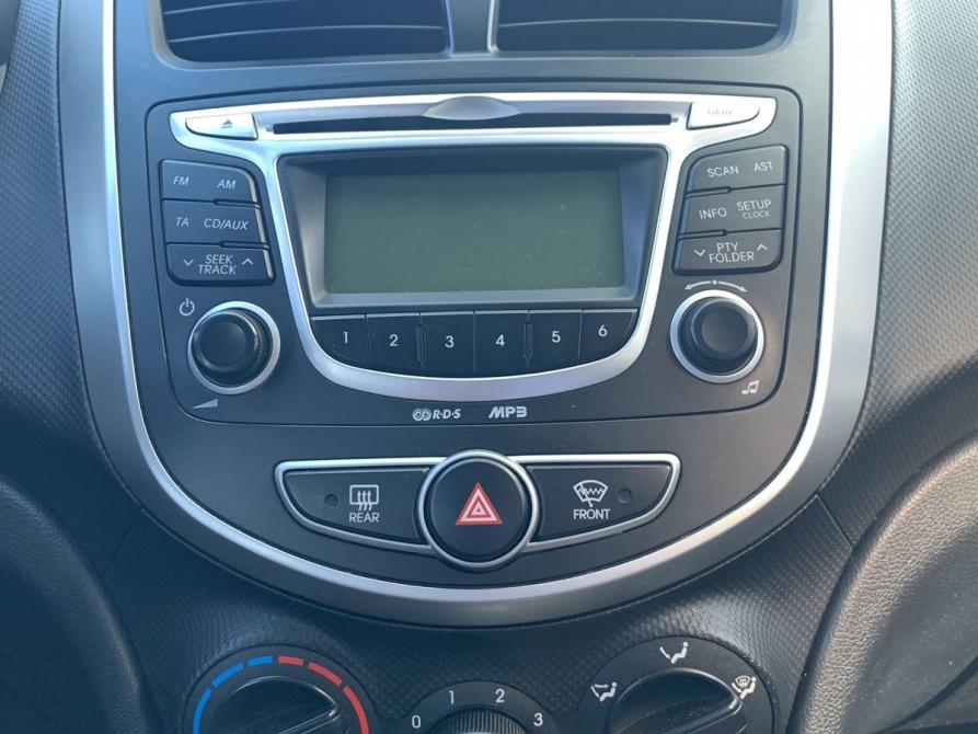 Hyundai Solaris I Великие Луки  - изображение 14