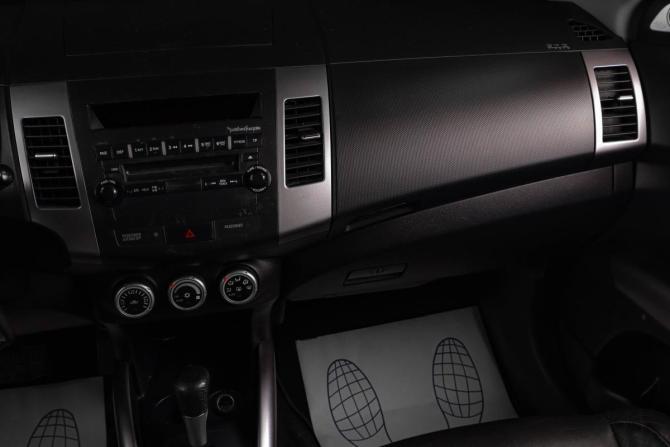 Mitsubishi Outlander II с пробегом 2007 года, цена 939 000 рублей, 239000 км, внедорожник, Автокод Объявления