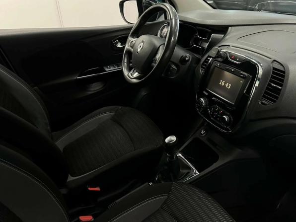 Renault Kaptur I с пробегом 2017 года, цена 1 599 000 рублей, 125000 км, внедорожник, Автокод Объявления