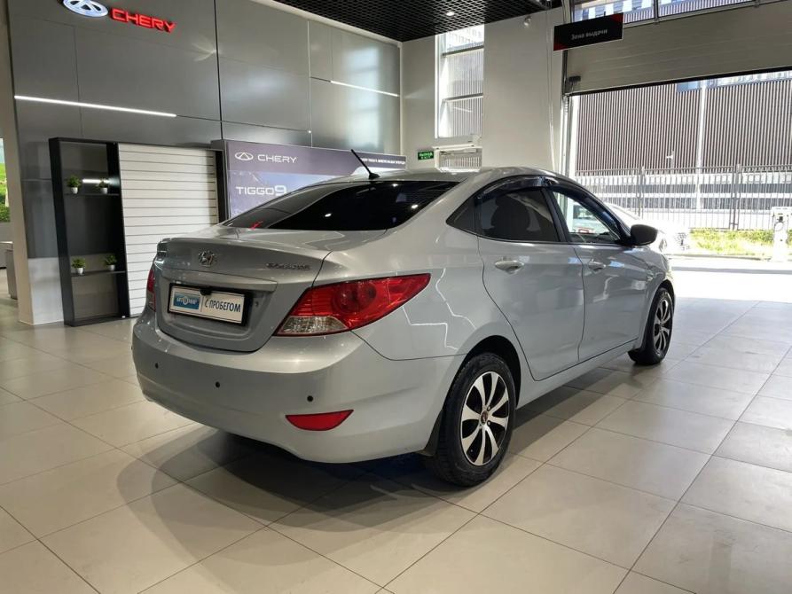 Hyundai Solaris I Москва  - изображение 4