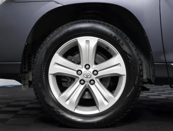 Toyota Highlander II (XU40) Рестайлинг с пробегом 2011 года, цена 1 890 000 рублей, 239144 км, внедорожник, Автокод Объявления
