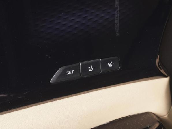 Kia Carnival IV с пробегом 2022 года, цена 4 705 000 рублей, 46105 км, минивэн, Автокод Объявления