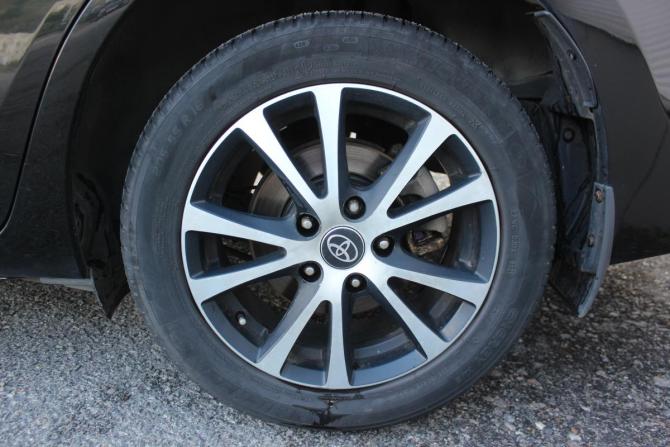 Toyota Corolla XI (E160 E170 E180) с пробегом 2013 года, цена 1 197 000 рублей, 120789 км, седан, Автокод Объявления