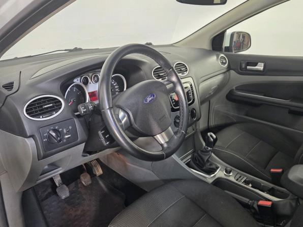 Ford Focus II Рестайлинг с пробегом 2011 года, цена 635 000 рублей, 150000 км, седан, Автокод Объявления