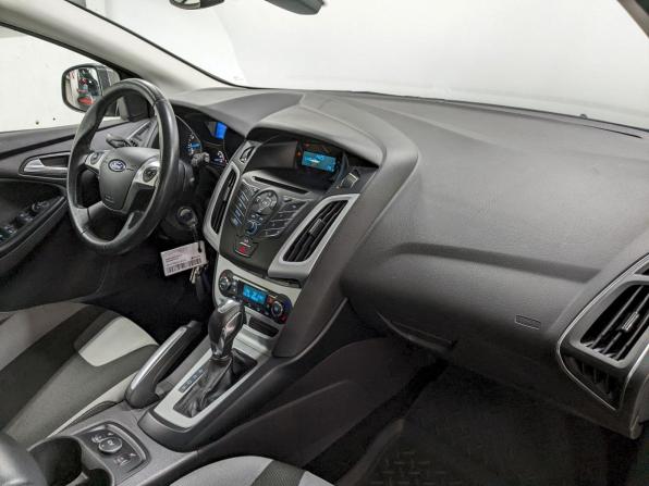 Ford Focus III с пробегом 2013 года, цена 990 000 рублей, 82013 км, универсал, Автокод Объявления