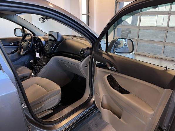 Chevrolet Orlando I с пробегом 2013 года, цена 846 000 рублей, 269337 км, компактвэн, Автокод Объявления