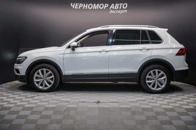 Volkswagen Tiguan II с пробегом 2018 года, цена 2 750 000 рублей, 164585 км, внедорожник, Автокод Объявления