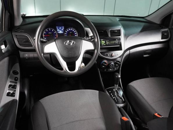 Hyundai Solaris I с пробегом 2012 года, цена 819 000 рублей, 185237 км, седан, Автокод Объявления
