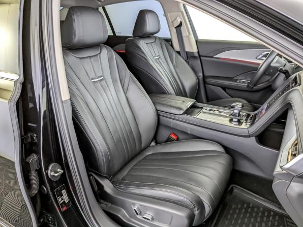 Hongqi H5 II с пробегом 2024 года, цена 2 450 000 рублей, 129491 км, седан, Автокод Объявления
