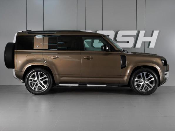Land Rover Defender II с пробегом 2021 года, цена 7 825 000 рублей, 45569 км, внедорожник, Автокод Объявления
