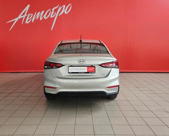 Hyundai Solaris II с пробегом 2020 года, цена 1 375 000 рублей, 175539 км, седан, Автокод Объявления