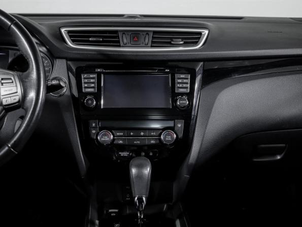Nissan Qashqai II с пробегом 2018 года, цена 2 399 999 рублей, 40000 км, внедорожник, Автокод Объявления