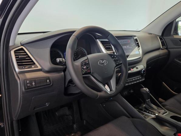Hyundai Tucson III с пробегом 2017 года, цена 2 135 000 рублей, 97160 км, внедорожник, Автокод Объявления