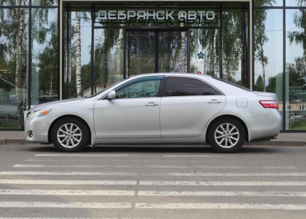 Toyota Camry VI (XV40) Рестайлинг с пробегом 2011 года, цена 1 100 000 рублей, 322080 км, седан, Автокод Объявления