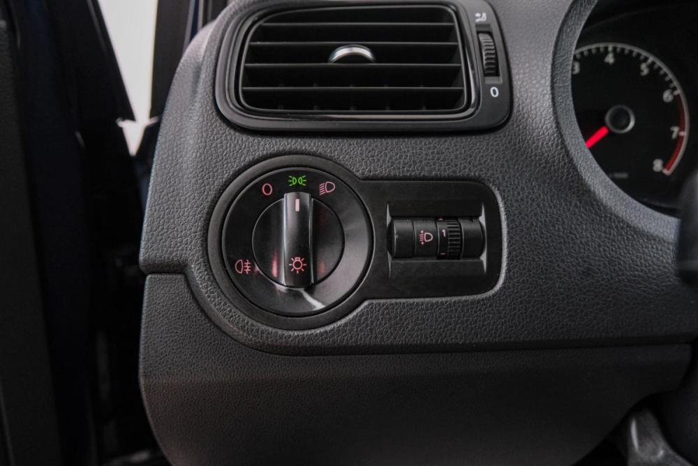 Volkswagen Polo V Красноярск  - изображение 18
