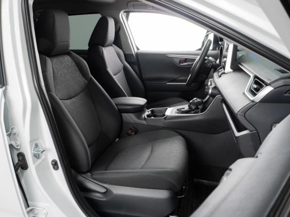 Toyota RAV4 V (XA50) с пробегом 2020 года, цена 3 627 554 рубля, 122273 км, внедорожник, Автокод Объявления