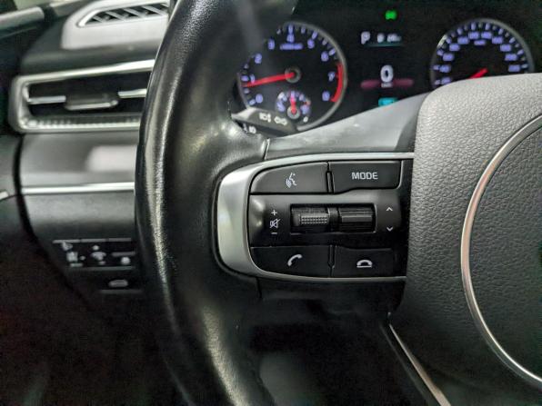 Kia K5 III с пробегом 2021 года, цена 2 540 000 рублей, 27100 км, седан, Автокод Объявления