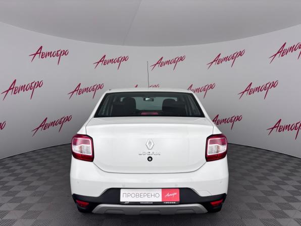 Renault Logan II Рестайлинг с пробегом 2022 года, цена 1 375 000 рублей, 31111 км, седан, Автокод Объявления