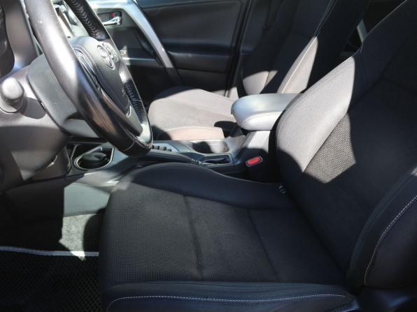 Toyota RAV4 IV (XA40) Рестайлинг с пробегом 2018 года, цена 2 390 000 рублей, 227608 км, внедорожник, Автокод Объявления